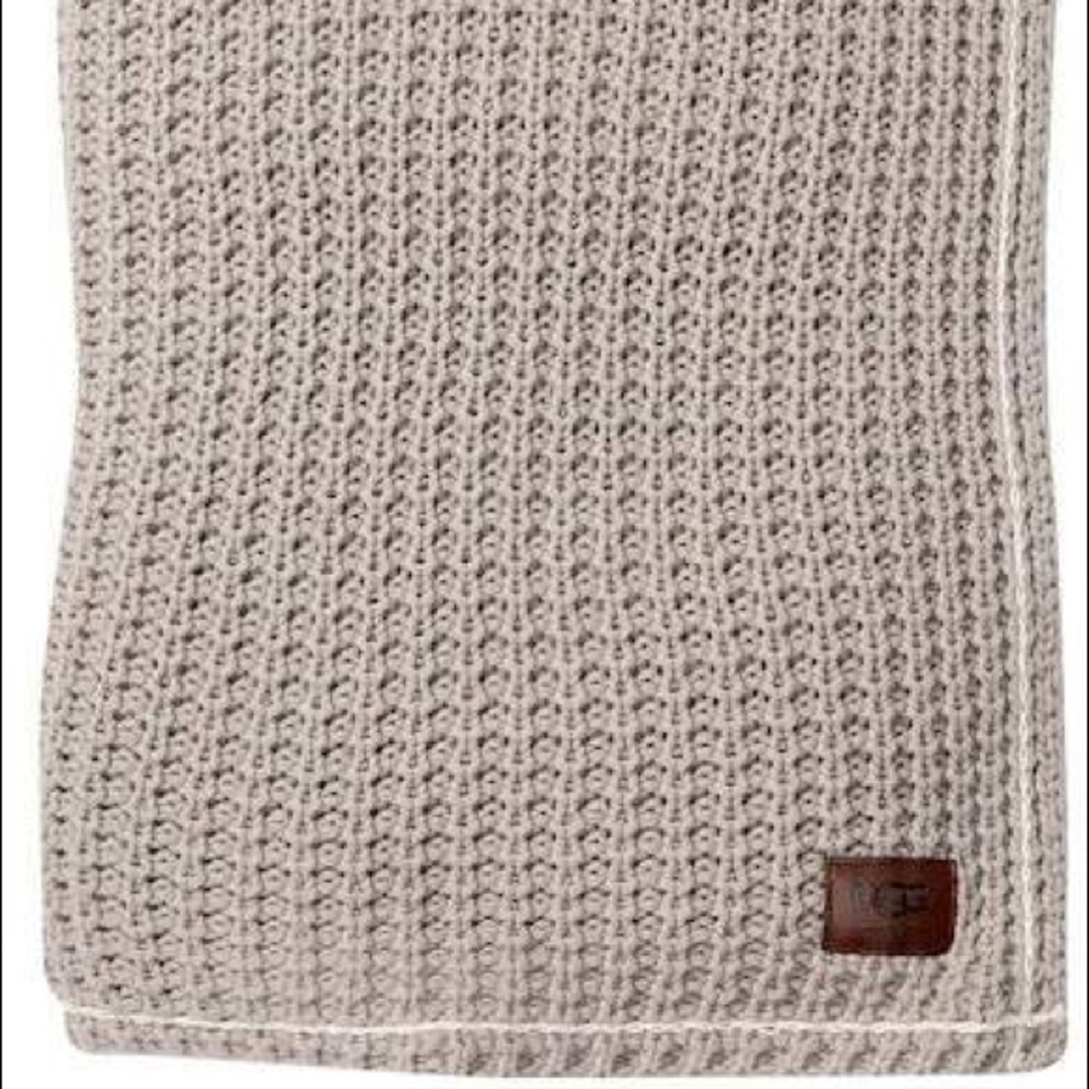 UGG Luna Throw stone